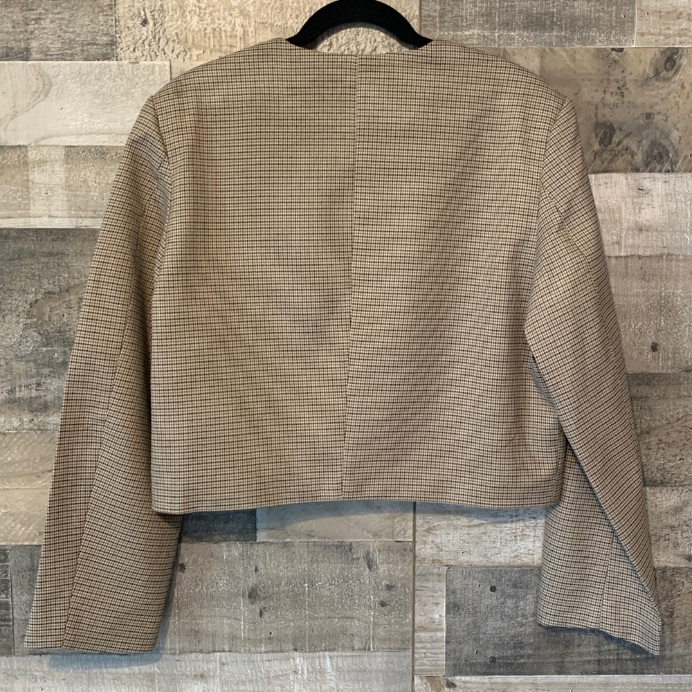 H&M Houndstooth Jacket with gold buttons Size M - Picture 6 of 16